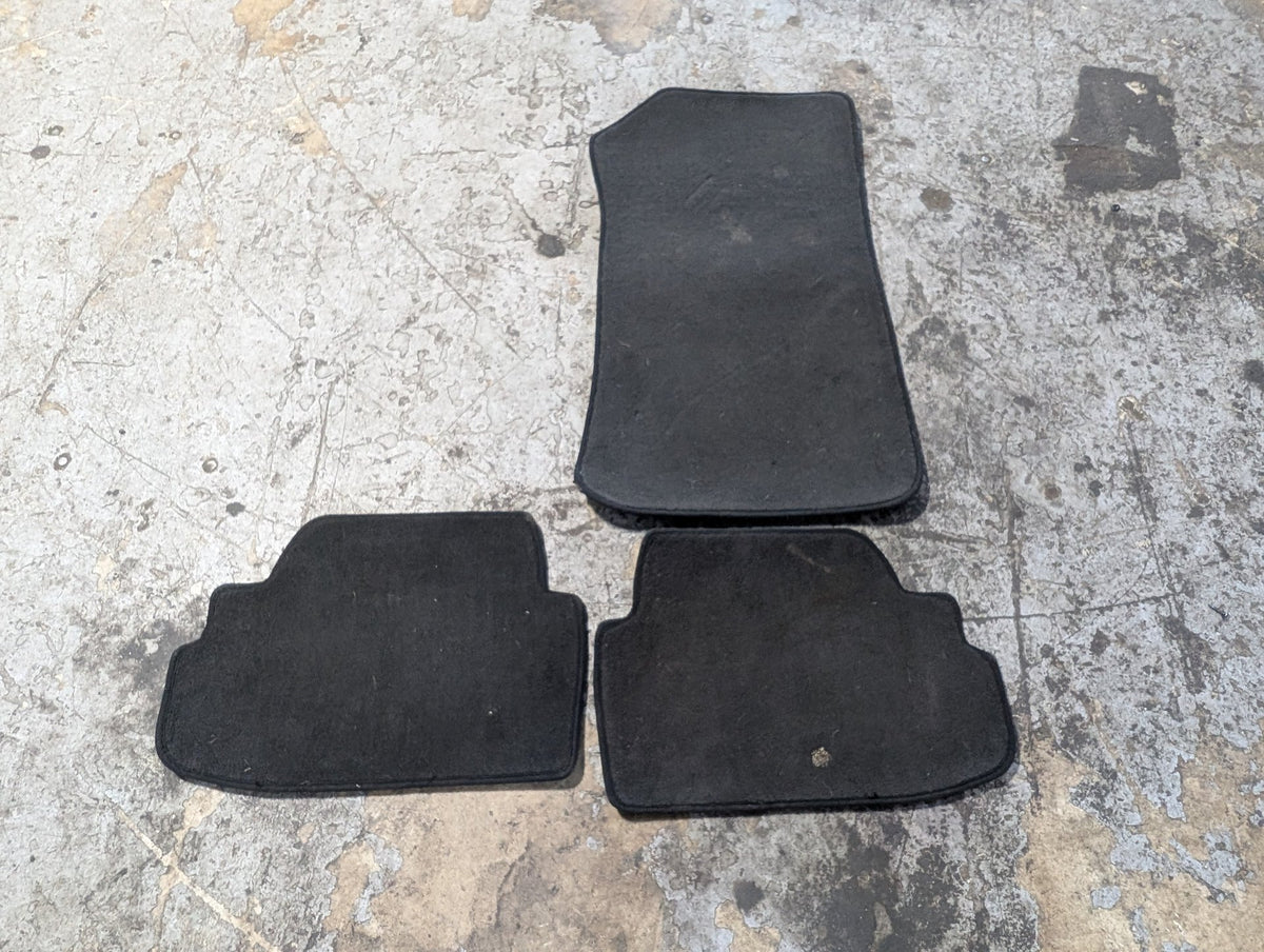 2008-2013 BMW 128i E82 Front Left Right Mat Carpet Floor Mats SET 2996867
