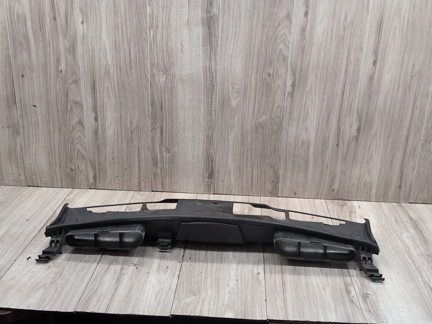 OEM Mercedes-Benz E550 W212 Front Upper Engine Bay Radiator Support Brace Cover