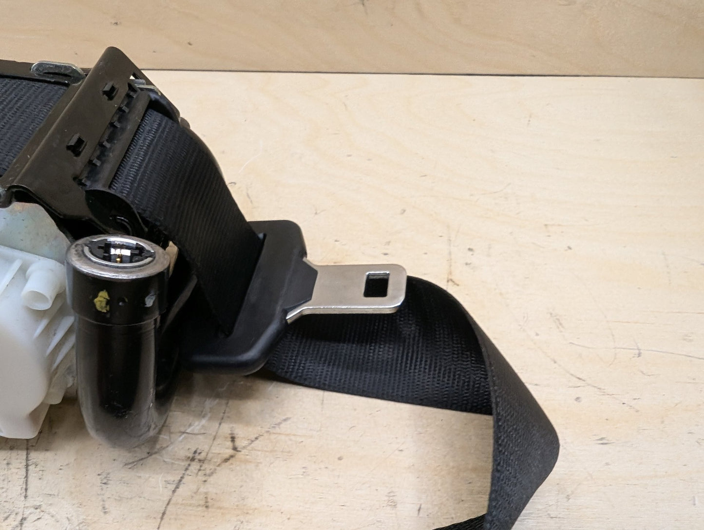 OEM BMW F97 G01 G02 X3 REAR Right Passenger Seat Belt Seatbelt Retractor Black