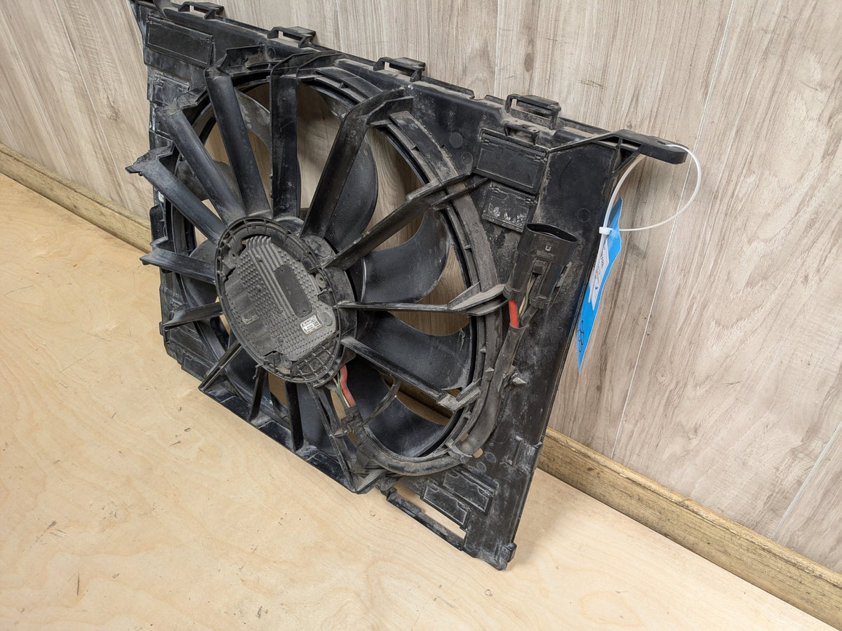 2017-2023 BMW M550i G30 Radiator Fan Shroud Housing w/ Motor 8619628