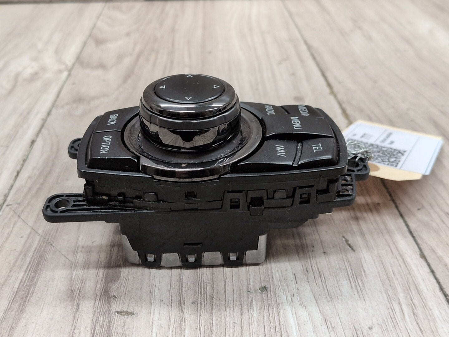 OEM BMW F01* F02* F07 F10 F15  iDrive Navigation Controller Knob CIC NAV Button