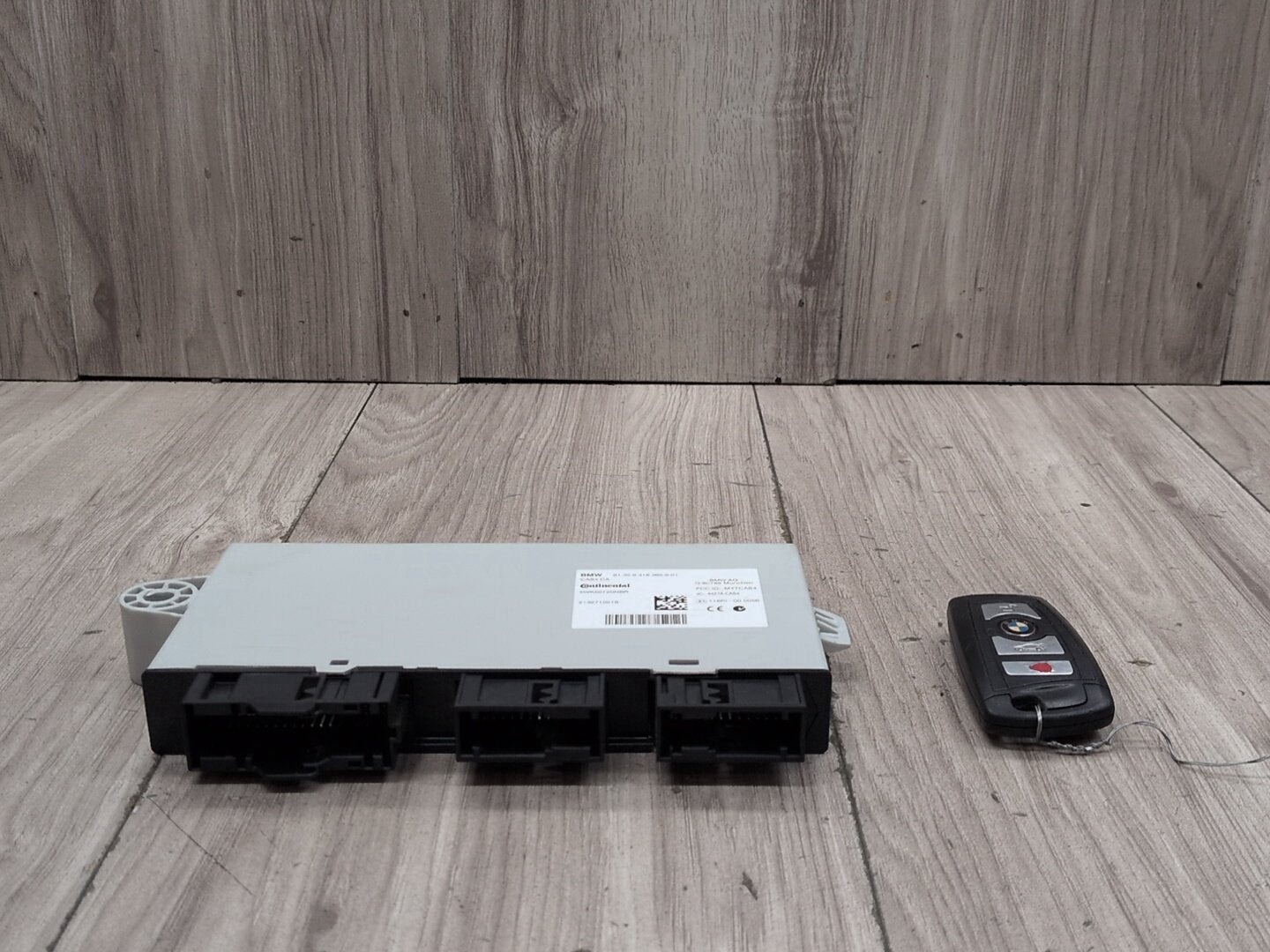 2011 - 2016 BMW 535i F10 CAS Comfort Car Access System Module w/ Key 9318365 N55B30A