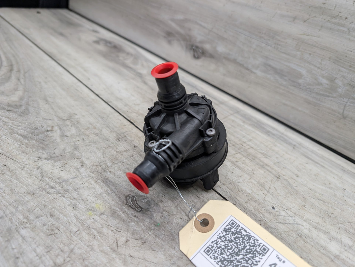 *OEM BMW G01 G05 G20 G22 G30 G42 G80 G82 G83 M3 M4 Engine Auxiliary Water Pump
