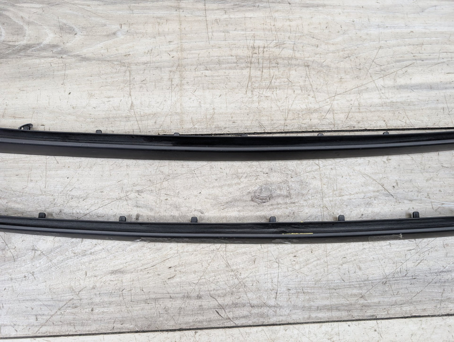 2021-2026 BMW 430i G22 Front Left Right Side Windshield Drip Trim Molding SET 7475009