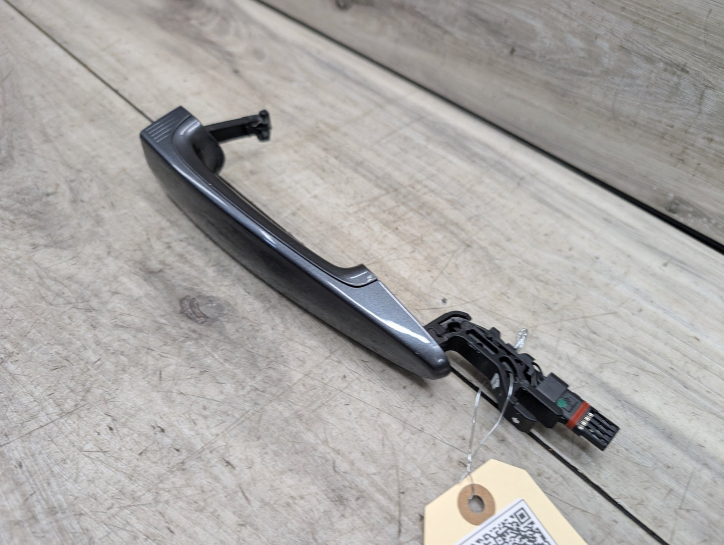 12-18 OEM BMW F30 F32 F80 Front Right Passenger Door Handle COMFORT ACCESS Gray