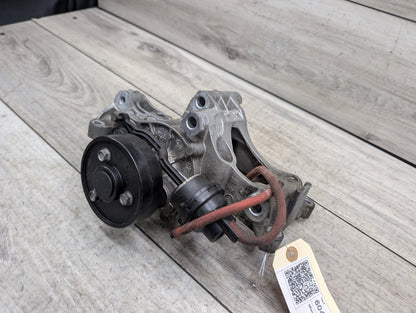 OEM BMW F22 F23 F30 G01 G02 230 330 X3 Engine B46 B48 Coolant Pump With Support