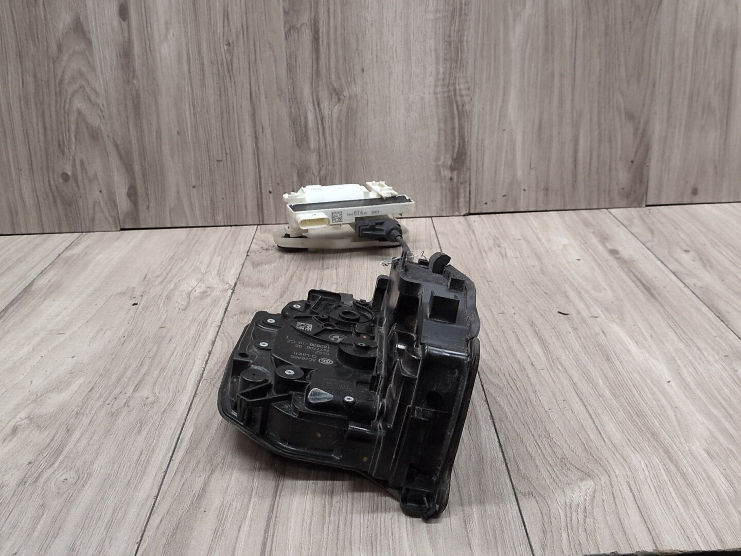 OEM BMW G05 G06 G07 G12 G16 G30 Rear RIGHT Door Soft Lock System Latch Actuator