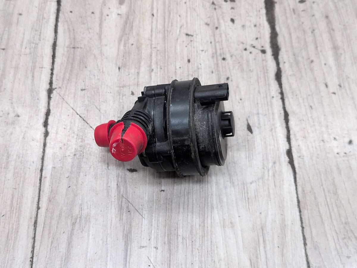 *OEM BMW G01 G05 G20 G22 G30 G42 G80 G82 G83 M3 M4 Engine Auxiliary Water Pump