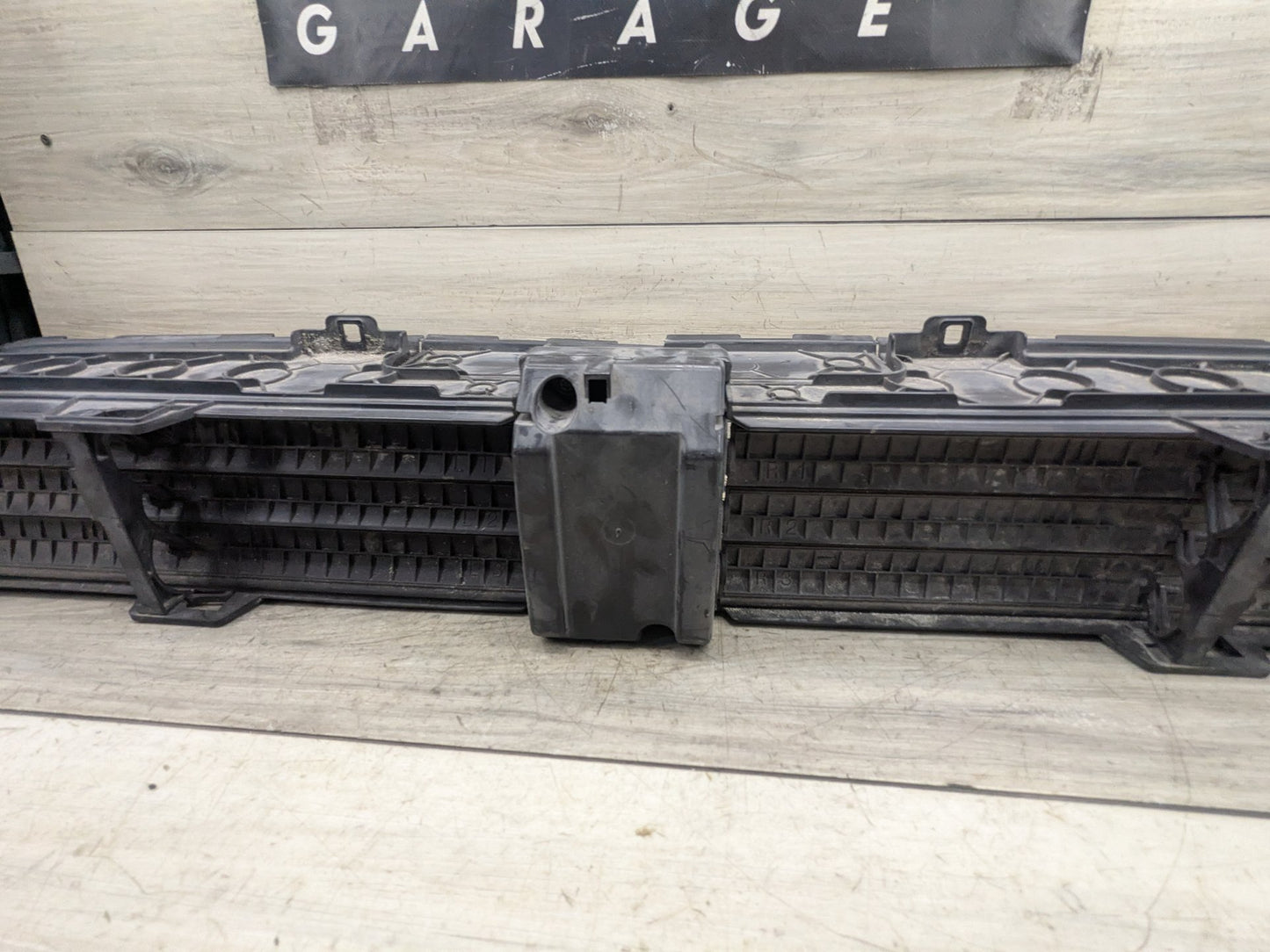 2018 - 2023 BMW X3 G01 Front Lower Radiator Air Flap Shutter 7497231 B58B30M0