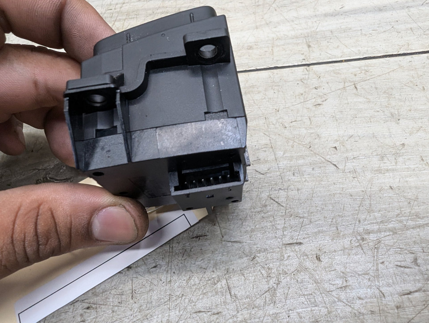 2007-2013 BMW 328i E93 Convertible Open Close Switch 9185675