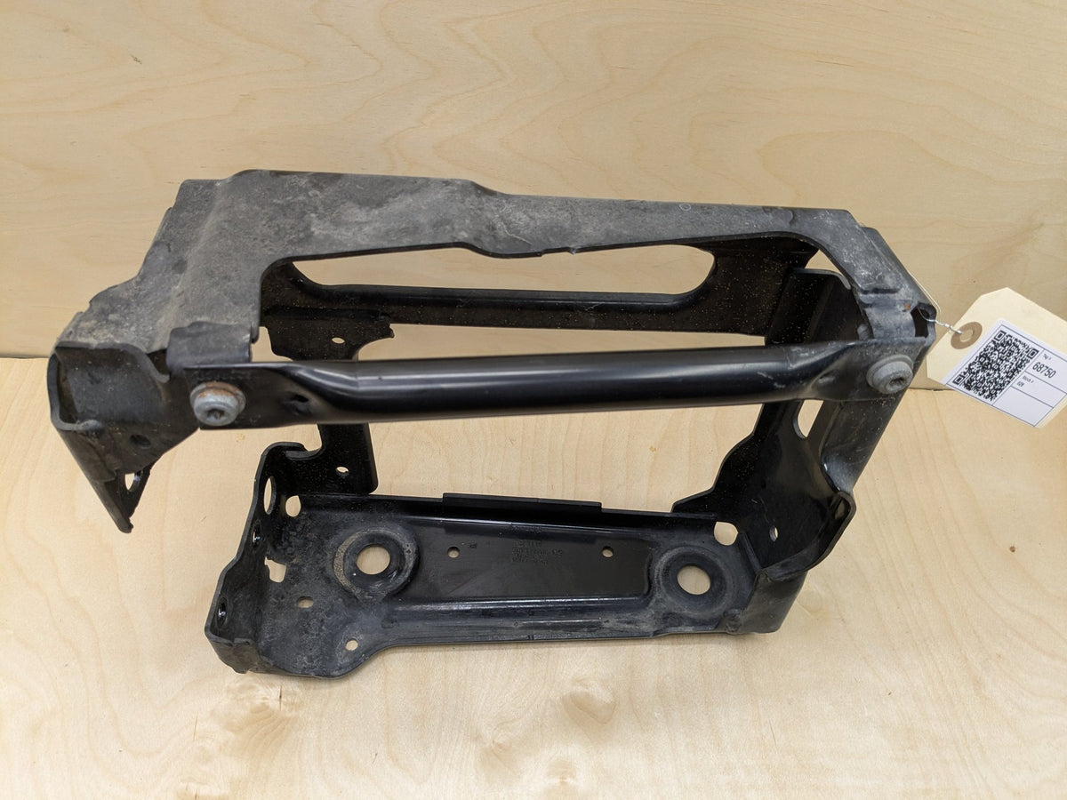 OEM BMW G01 G02 F97 X3 X4 Front Right Passenger Radiator Reinforcement Bracket