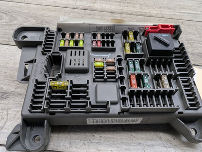 2007 - 2013 BMW X5 E70 Rear Power Distribution Fuse Box 6931687 N62B48B