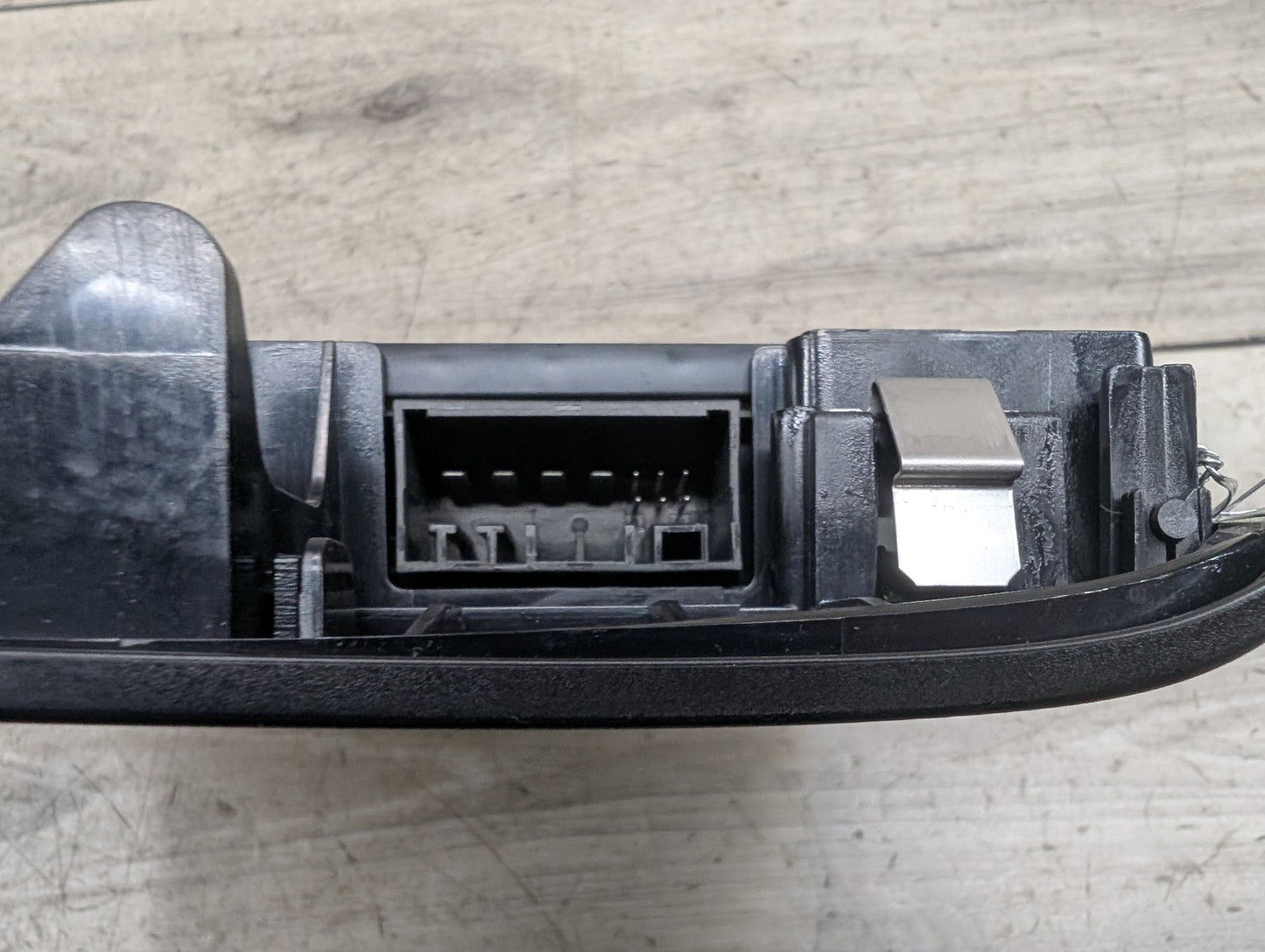 2014 - 2019 BMW 340 F34 Headliner Overhead Dome Light Switch Module 6826930 B58B30M0