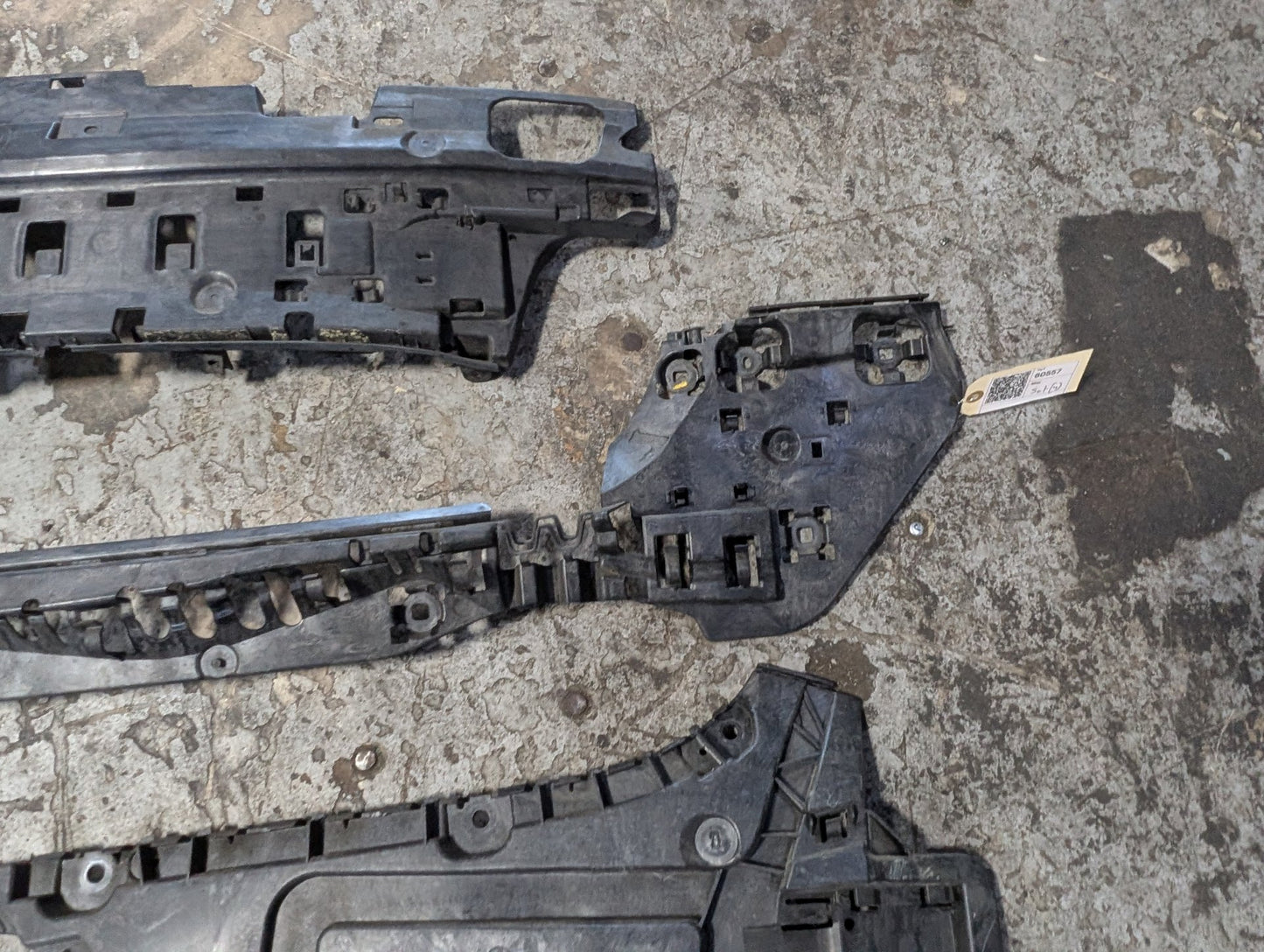 2017-2023 BMW 530i G30 Rear Left Right Center Bumper Support Brackets SET 7387296