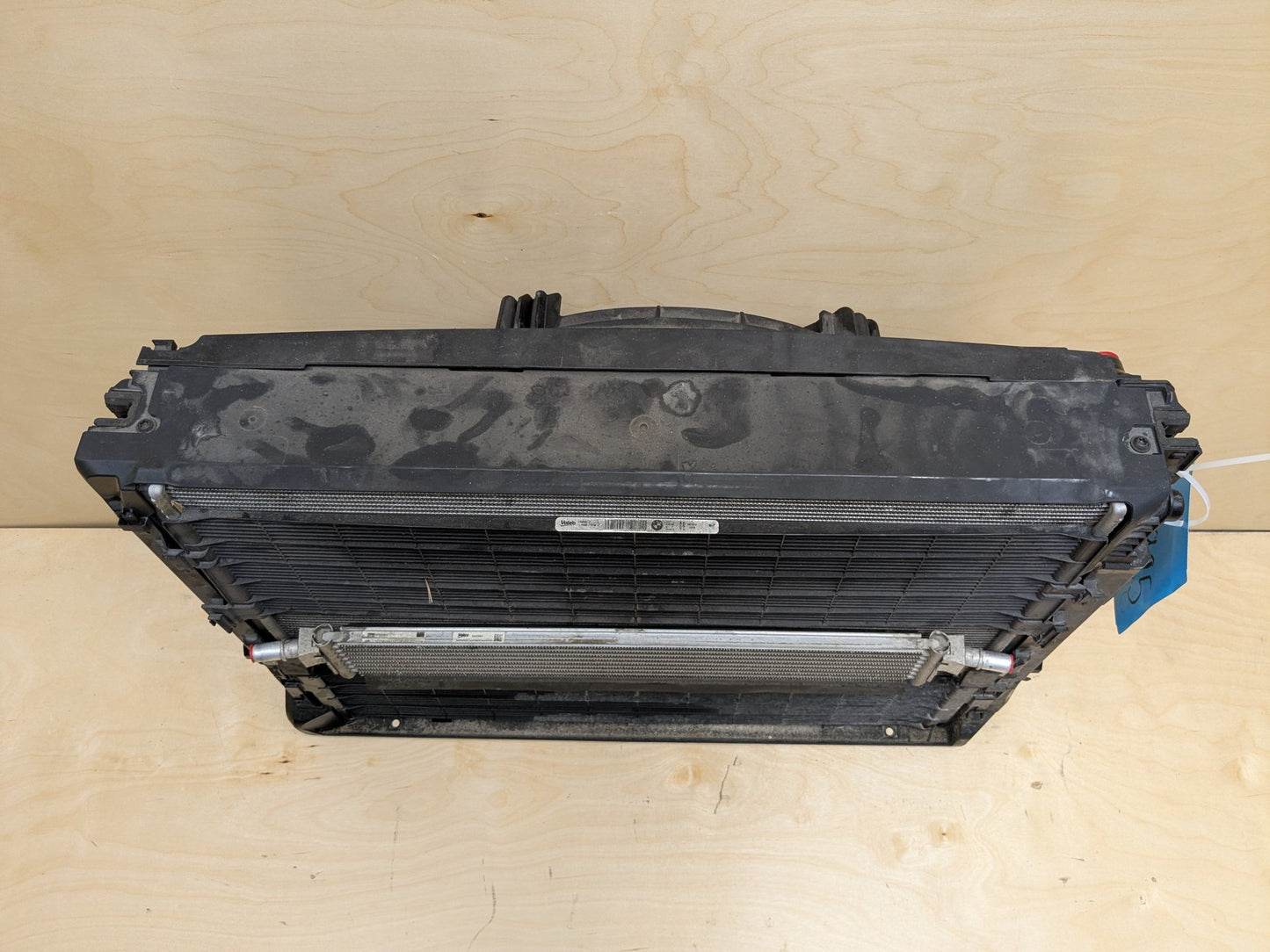 2019 - 2026 BMW 330i G20 Radiator Cooling Condenser Fan Shroud Assembly SET 8666817 B46B20O1