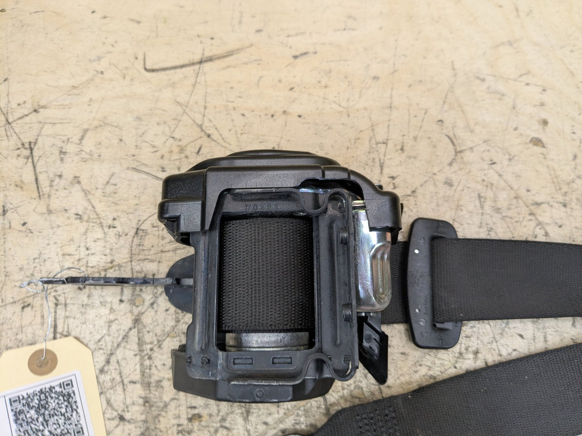 OEM BMW F90 M5 G30 530 540 Rear Left Right Upper Seatbelt Seat Belt Retractor