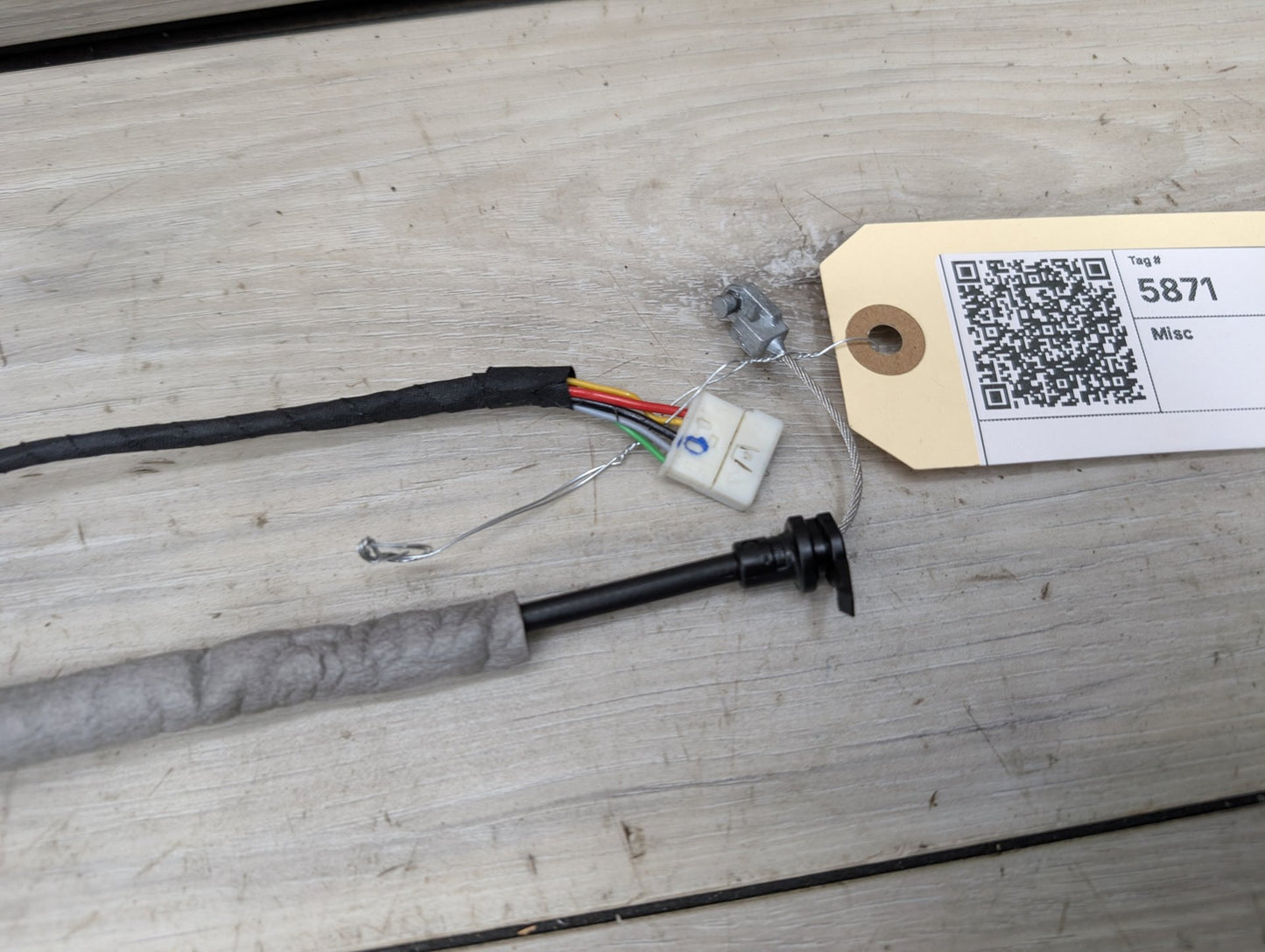 2016-2022 BMW 750Li G12 Liftgate Trunk Lid Liftgate Lock Latch Actuator 7357097