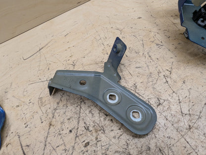 2019-2026 BMW M340i G20 Front Right Passenger Fender Brackets SET 8494438 OEM