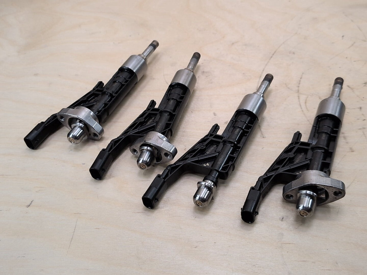 2018-2024 BMW G01 X3 B46B20O0 Engine Motor Injector SET 8625396