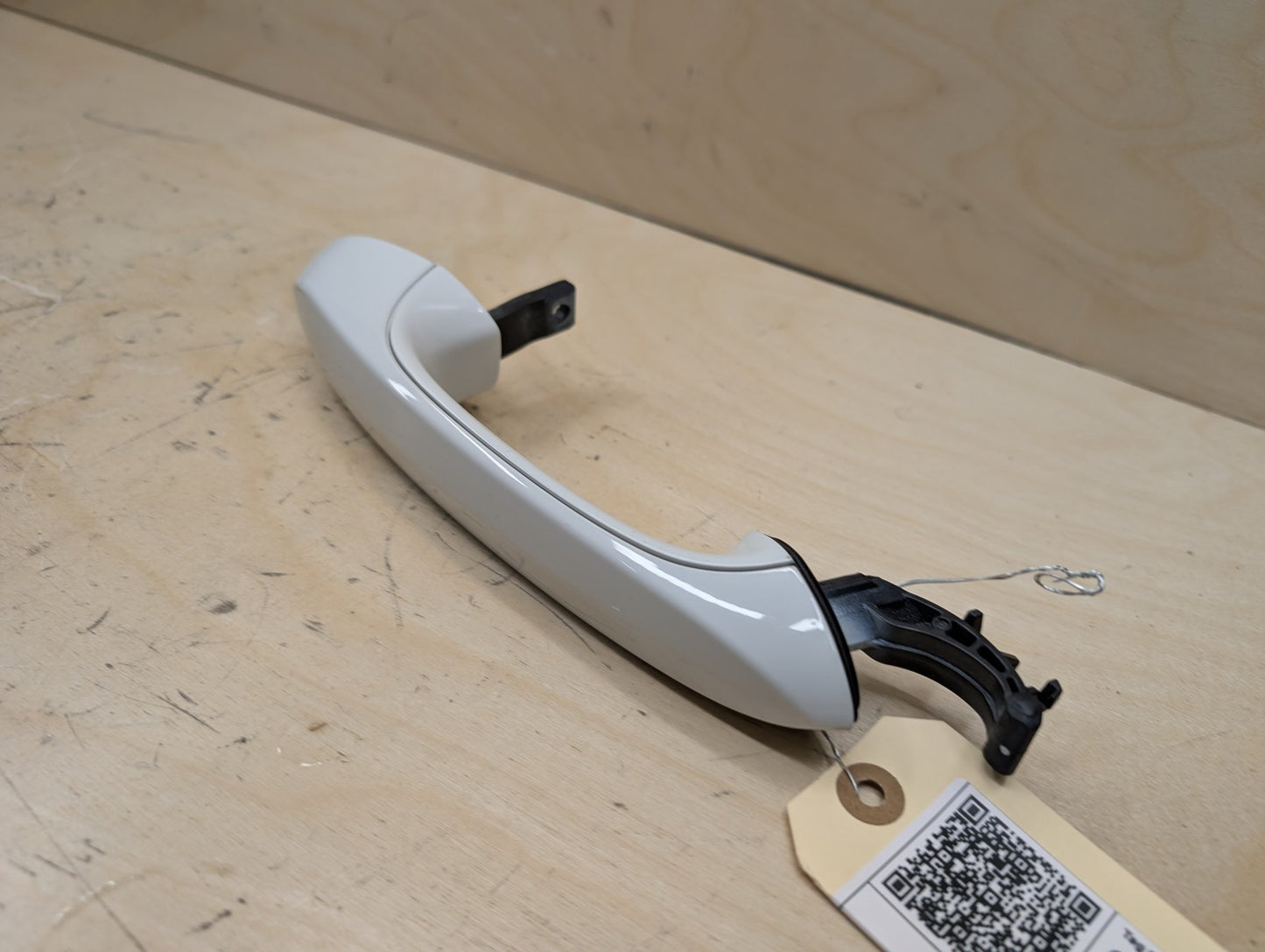2018-2024 BMW X3 G01 Front or Rear Right Passenger Exterior Door Handle 7470528