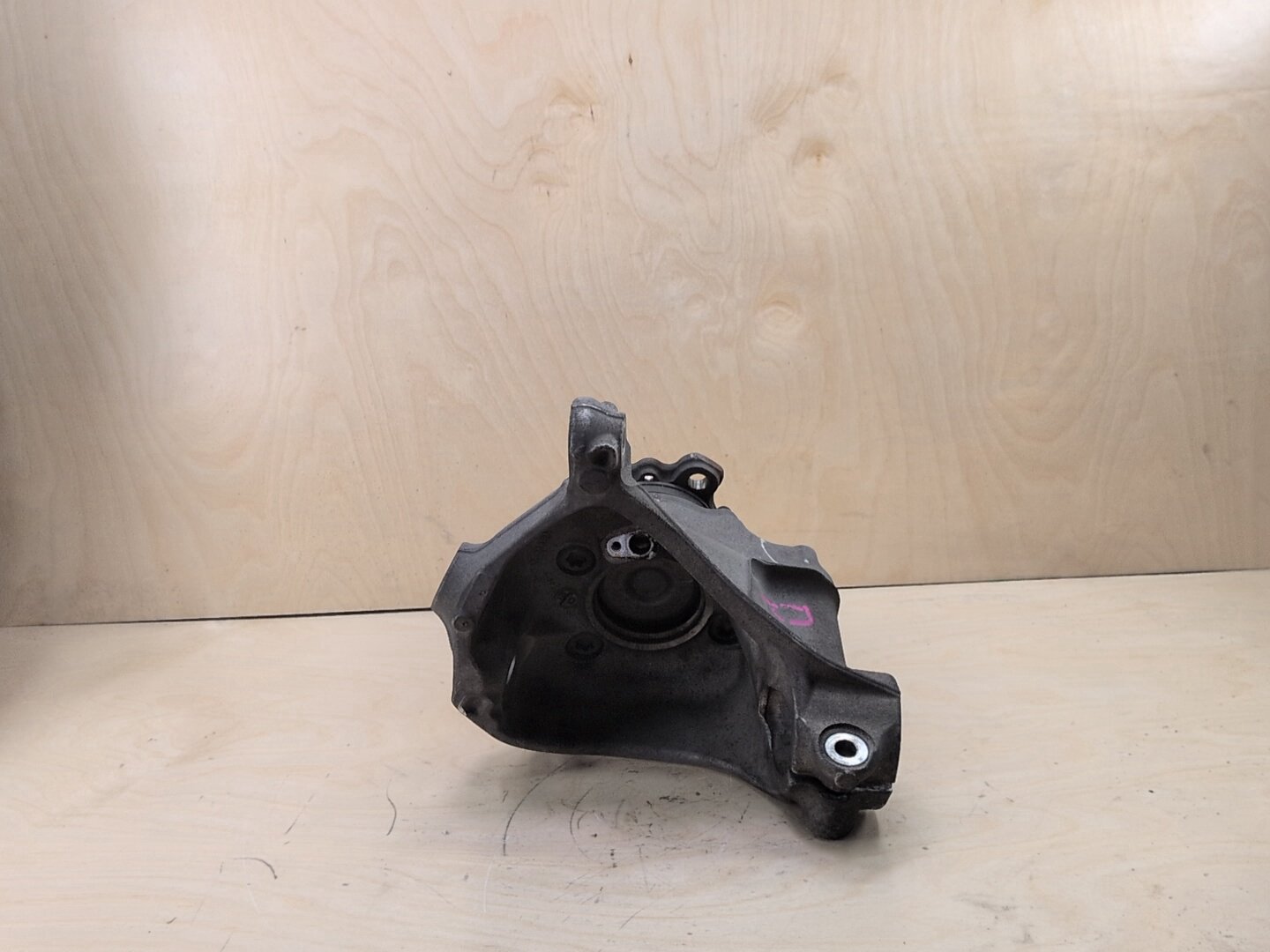 OEM BMW G01 G02 X3 X4 FRONT Right Passenger Knuckle Spindle Wheel Hub Bearing