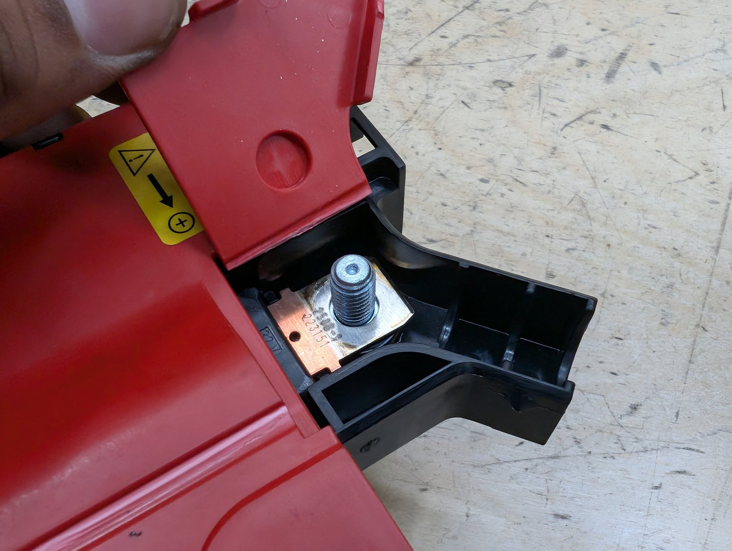 2011-2016 BMW X3 F25 - Battery Power Distribution Box PN: 9343259