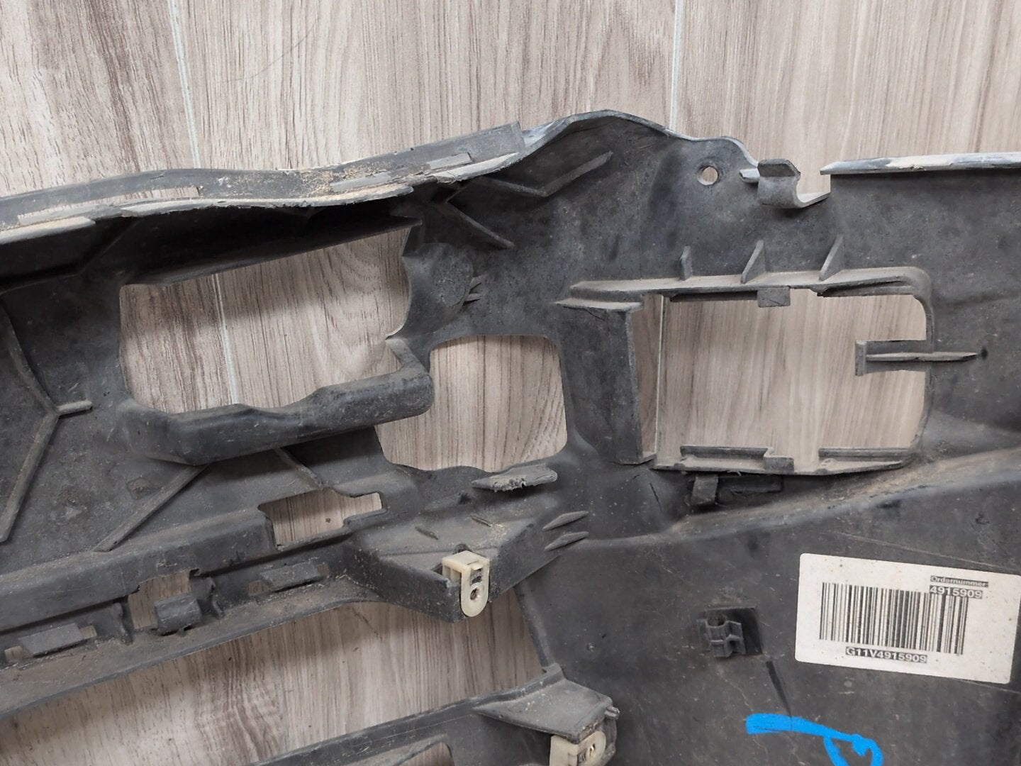 2016-2022 BMW 750i G12 Rear Right Passenger Bumper Support Bracket 8061130 OEM