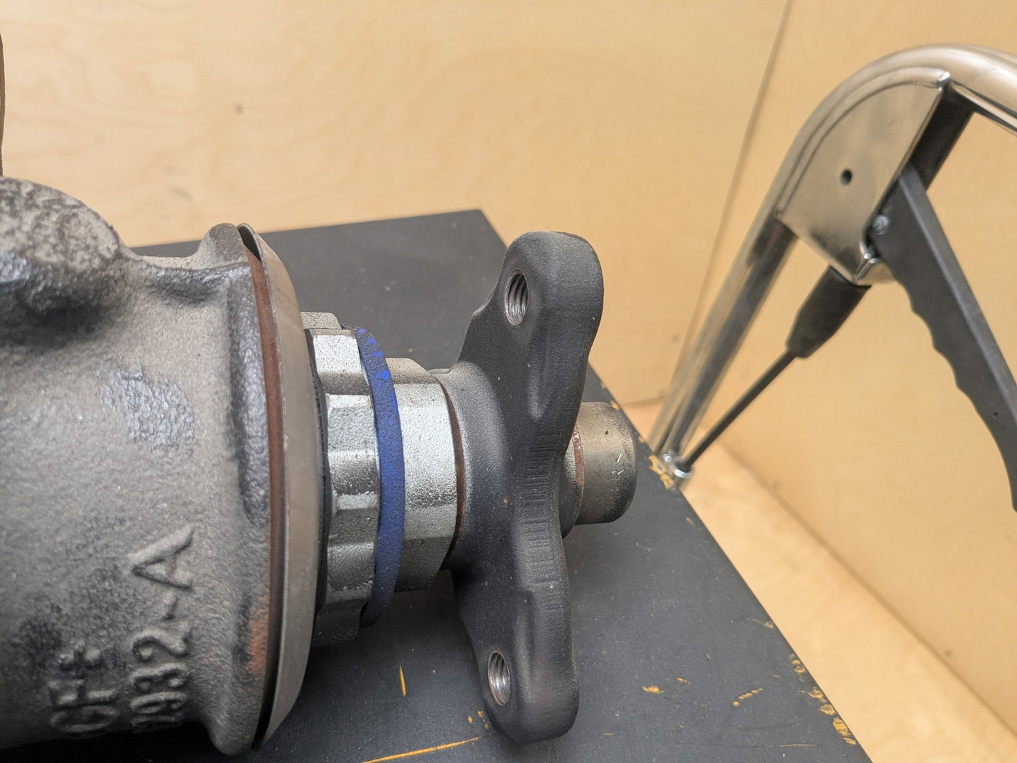 OEM BMW G20 G22 G23 G42 M340i M440i RWD Rear Differential Axle Carrier 2.81 k