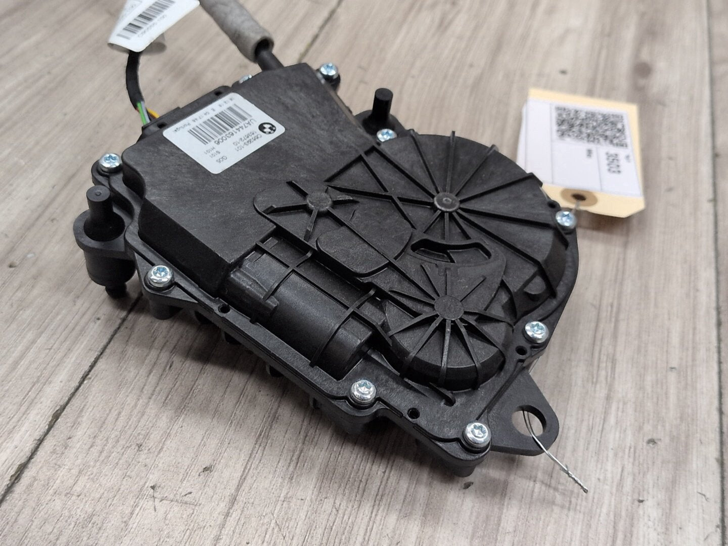 2019 - 2026 BMW X5 G05 Liftgate Trunk Lid Liftgate Lock Latch Actuator 7441630 N63B44M3