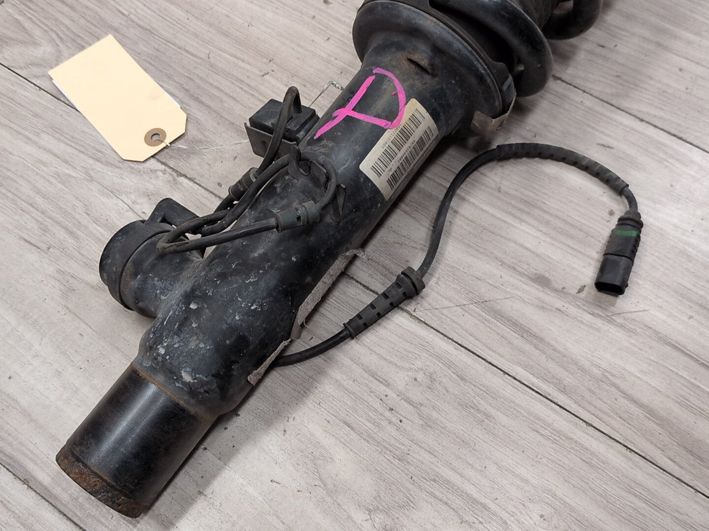 OEM BMW F85 F86 X5M X6M Front Right Passenger Strut Shock Absorber Spring VDC