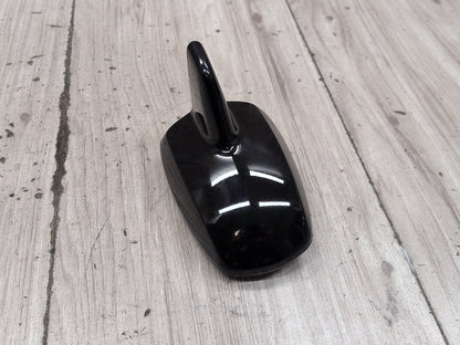 2009-2012 Mercedes-Benz E550 W212 Roof Shark Fin Radio Antenna Module A2128270328 OEM