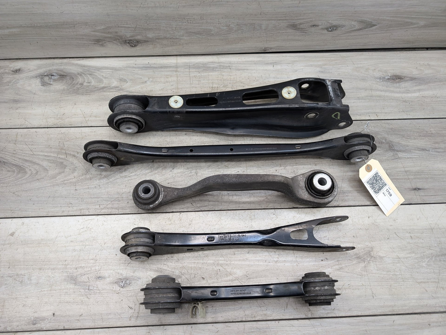2018 - 2019 BMW X3 G01 Rear Left Driver Control Arms SET 6871021 B58B30M0