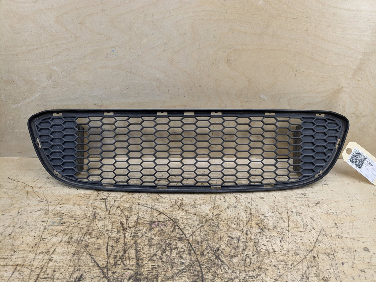 2008-2013 BMW 135i E88 Front Middle Center Bumper Cover Grille 8045432 OEM
