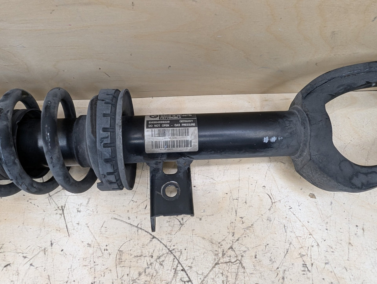 2010-2017 BMW 535i GT xDrive F07 Front Right Passenger Spring Strut Shock Absorber 6798152