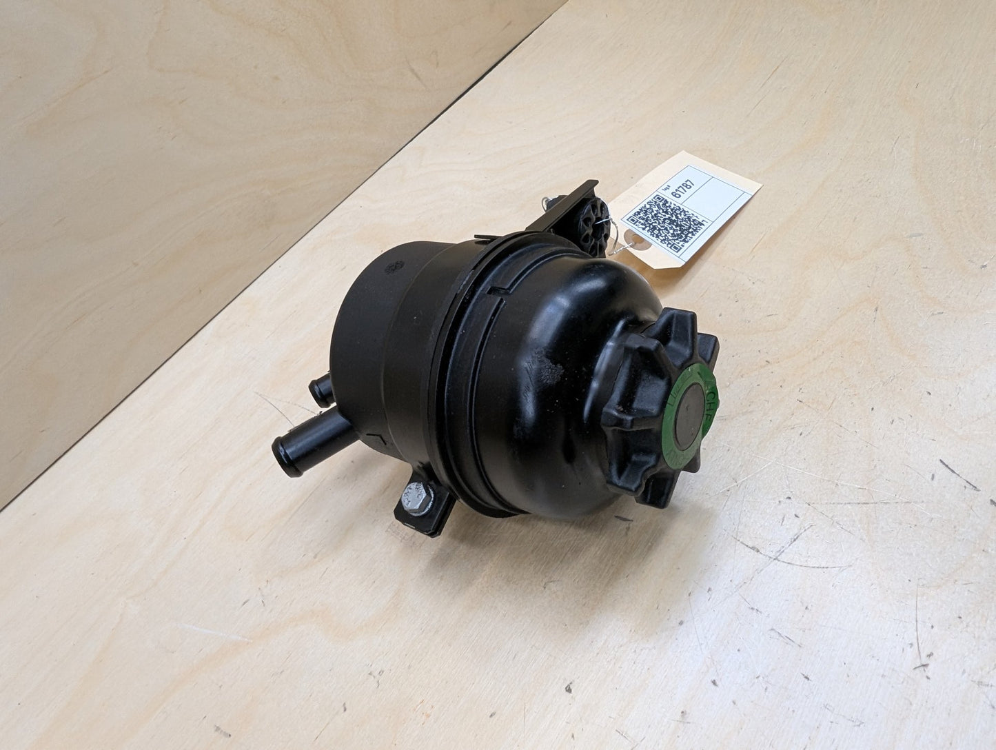 2007-2013 BMW 335i E93 Power Steering Tank Reservoir 6768094