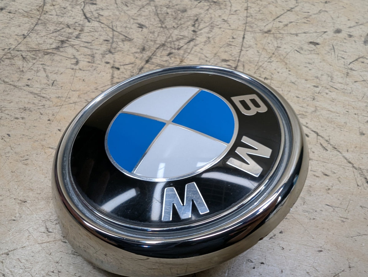 2010-2017 BMW 535i GT xDrive F07 - Liftgate Trunk Lid Emblem PN: 7336450