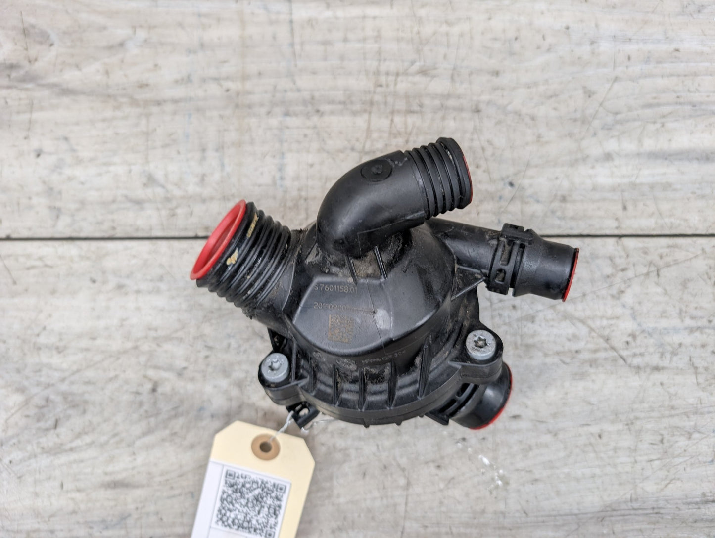 BMW E70 X5 N55B30A Engine Motor Heat Coolant Thermostat 7601158