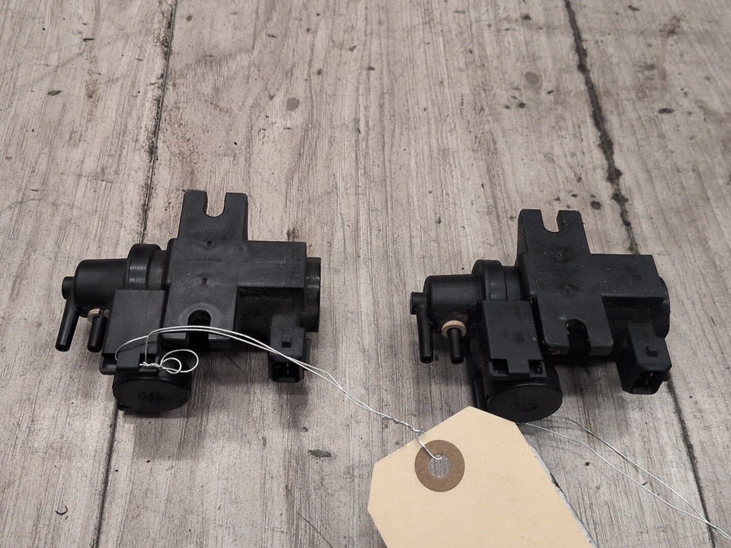2014 - 2018 BMW X5 F85 Turbo Boost Pressure Solenoid Valve SET 7626351 S63B44T2