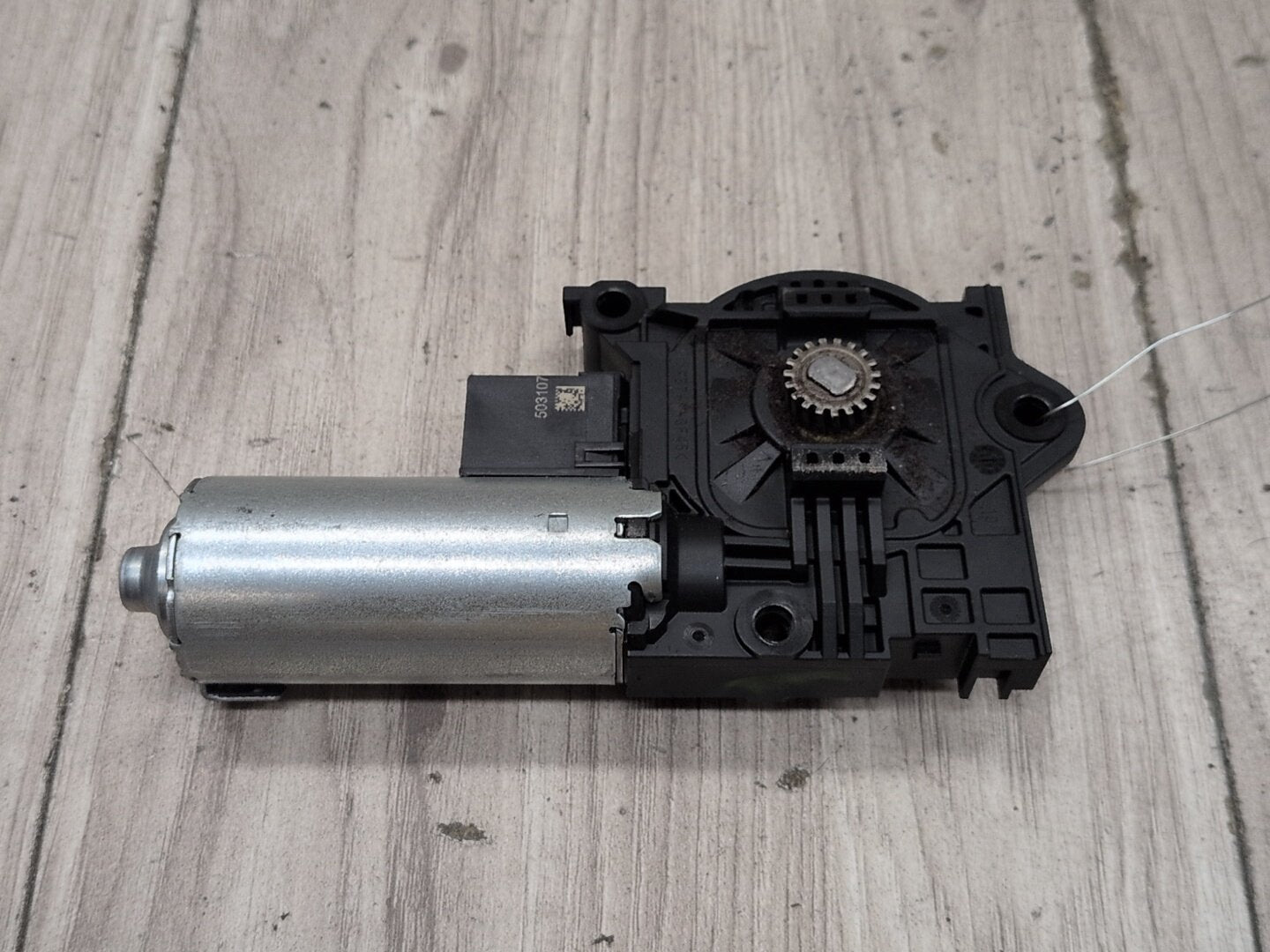 2019 - 2026 BMW X5 G05 Sunroof Sun Roof Glass Motor 7933149 N63B44M3