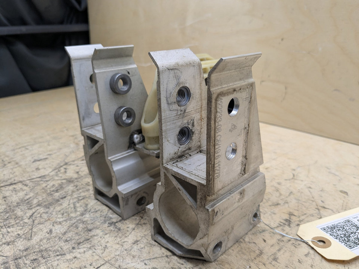 2018-2022 BMW 330i G20 Radiator Lower Mounting Brackets SET 7422234 OEM