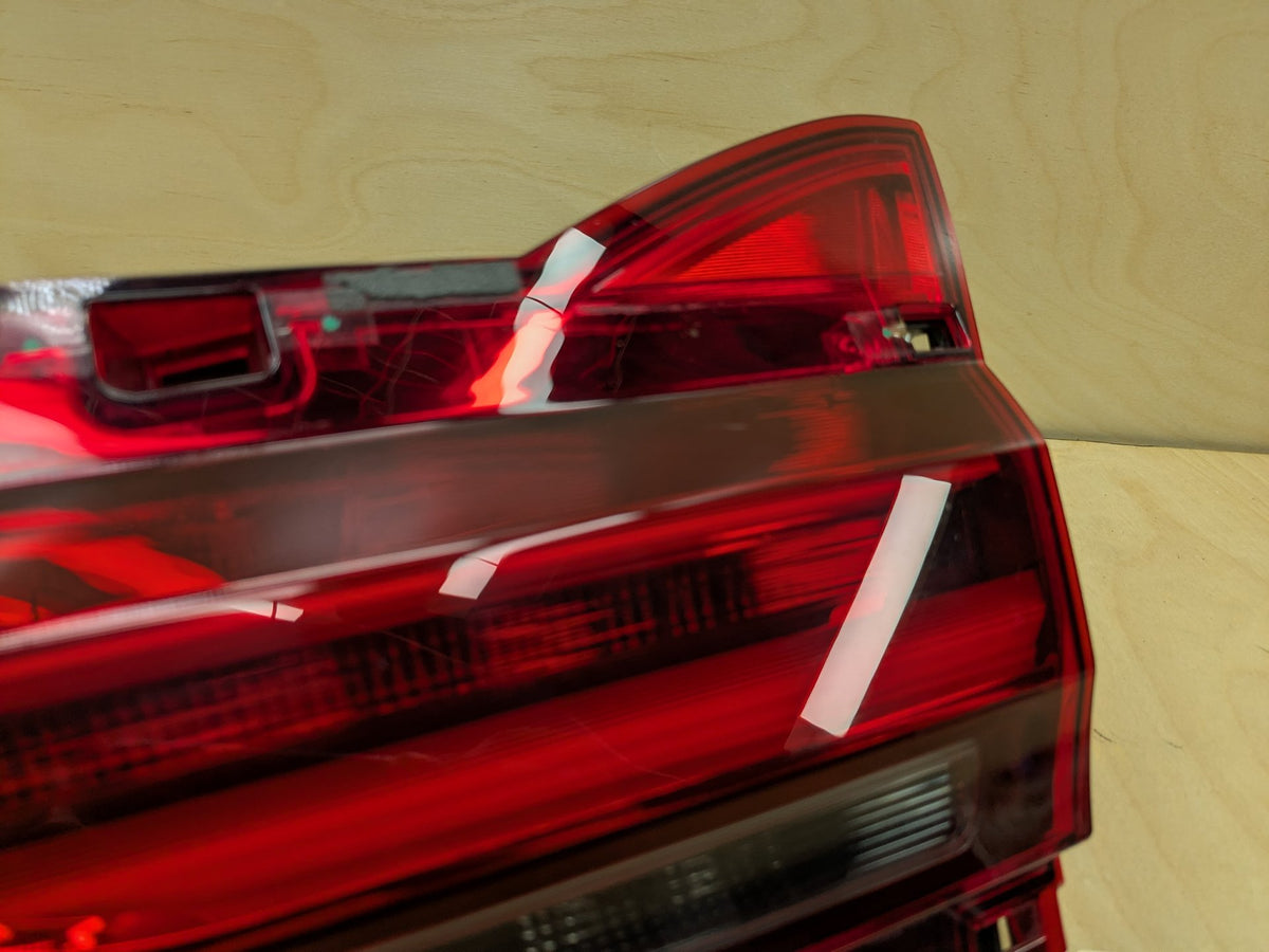 16-19 OEM BMW G11 G12 740 750 Rear Right Passenger Trunk Inner Stop Tail Light