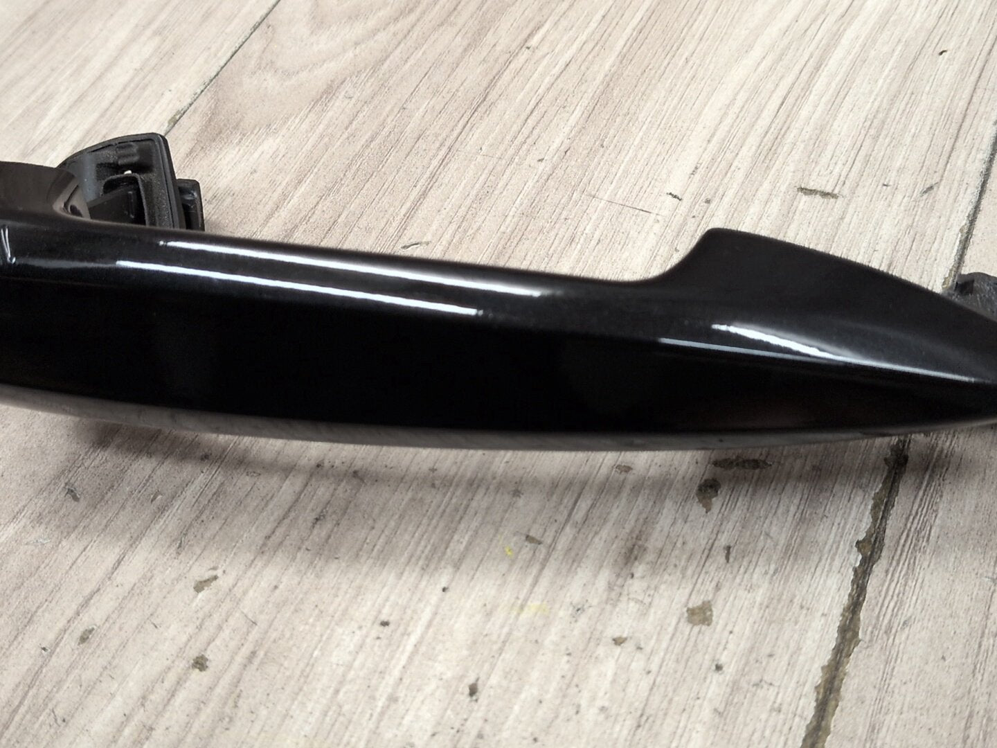 2014 - 2018 BMW X5 F85 Front or Rear Right Passenger Exterior Door Handle w/ Comfort Access 7422104 S63B44T2