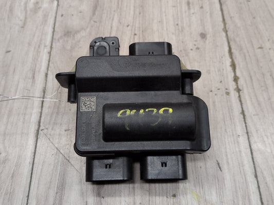 2014 - 2018 BMW X5 F85 Rear Battery B+ Terminal Junction Point Relay Fuse Box 9285503 S63B44T2