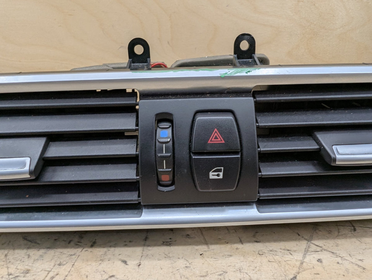 2010-2017 BMW 535i GT xDrive F07 Dashboard Dash Board Middle Center Air Vent 9142584 OEM