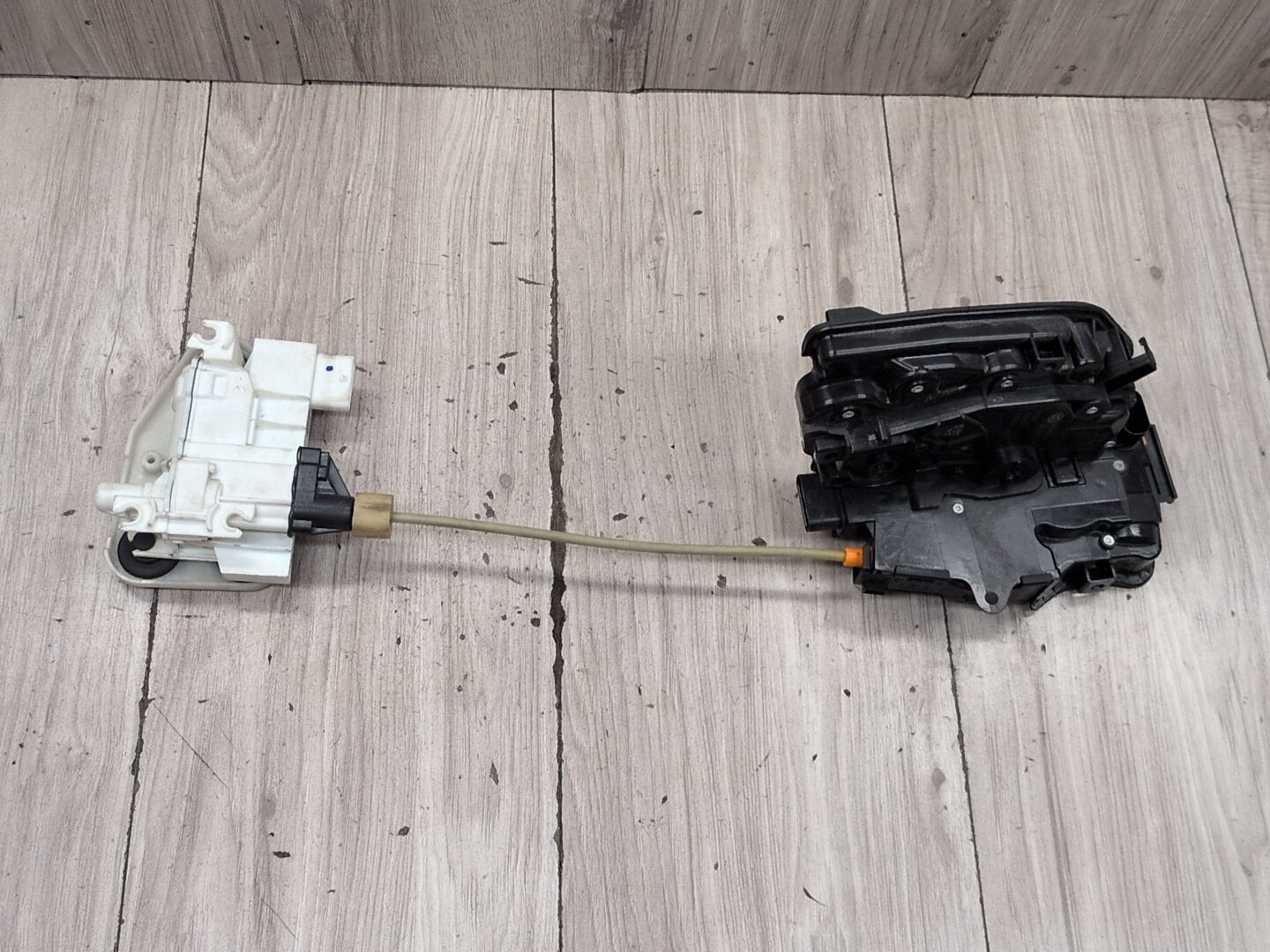 14-18 OEM BMW F15 X5 REAR LEFT DRIVER Door Lock Latch Actuator SOFT CLOSE