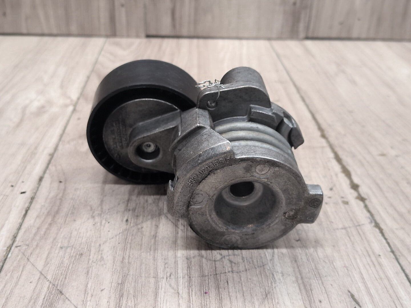 OEM BMW F10 F15 F16 F85 X5 X6 Engine S63 Serpentine Drive Belt Tensioner Pulley