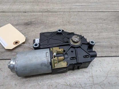 OEM BMW F02 F06 F10 F13 F16 F22 F30 F32 F36 F80 F82 Sunroof Glass Motor Drive