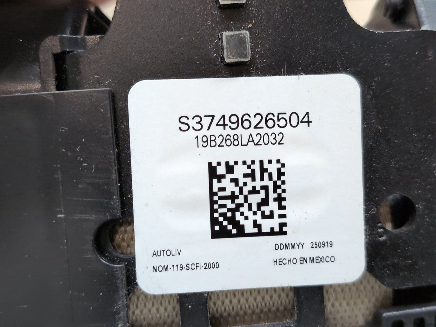 2019-2026 BMW 330i G20 Rear Left or Right Seatbelt Seat Belt Retractor 7496265