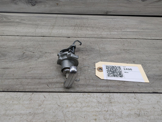 2014 - 2018 BMW X5 F15 Front Left Driver Key Lock Mechanism w/ Key 7293172 N63B44O1