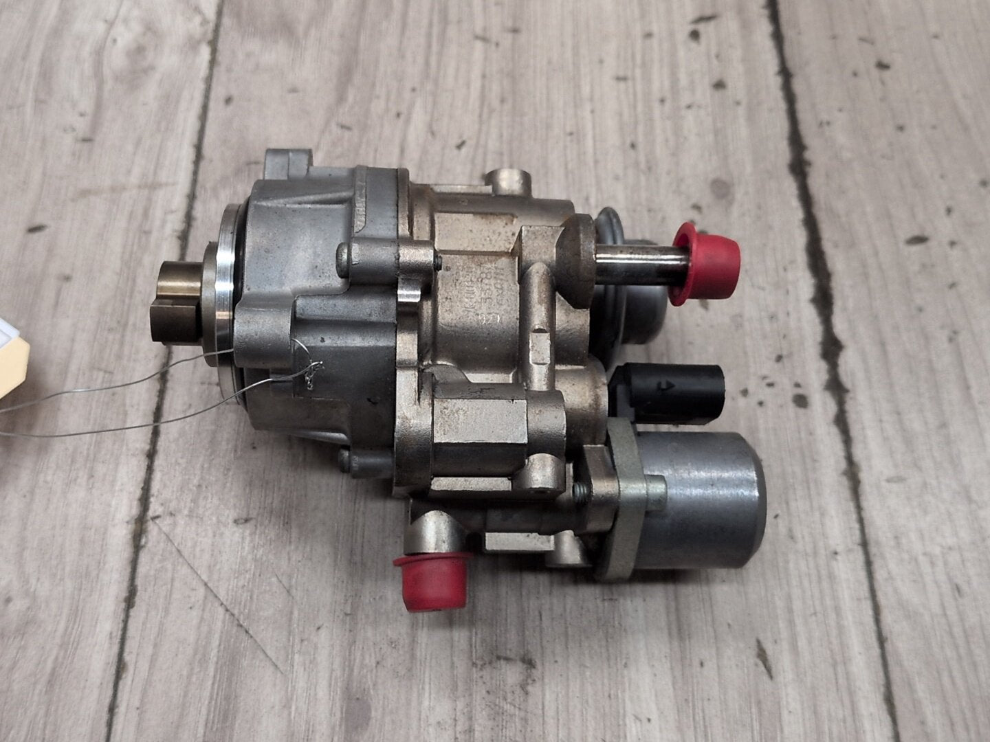 OEM BMW E60 E70 E82 E90 E92 F02 F10 Engine N54 N55 HPFP High Pressure Fuel Pump